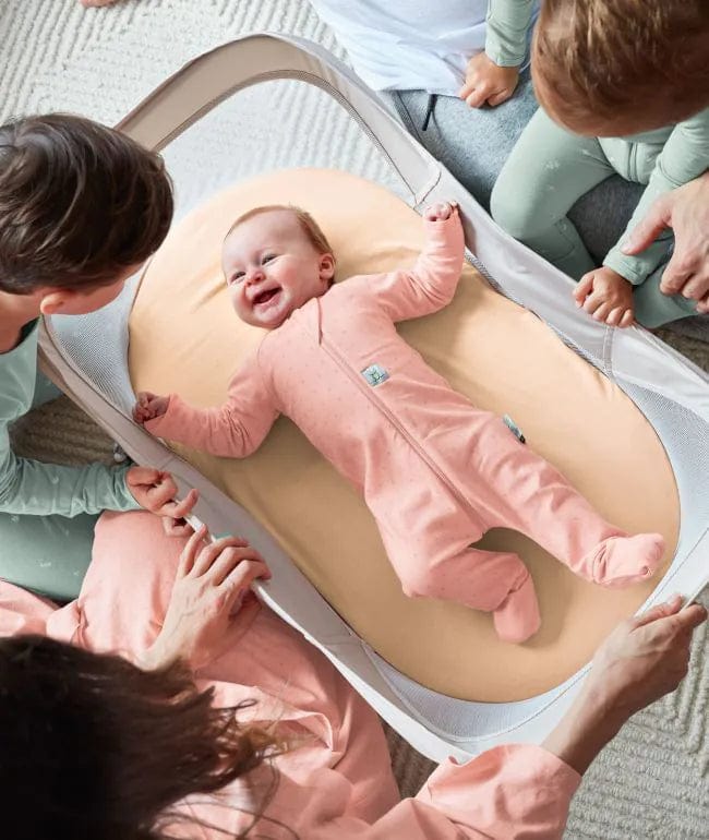 Foldable Carry Cot For Baby By ergoPouch - Stylemykid.com