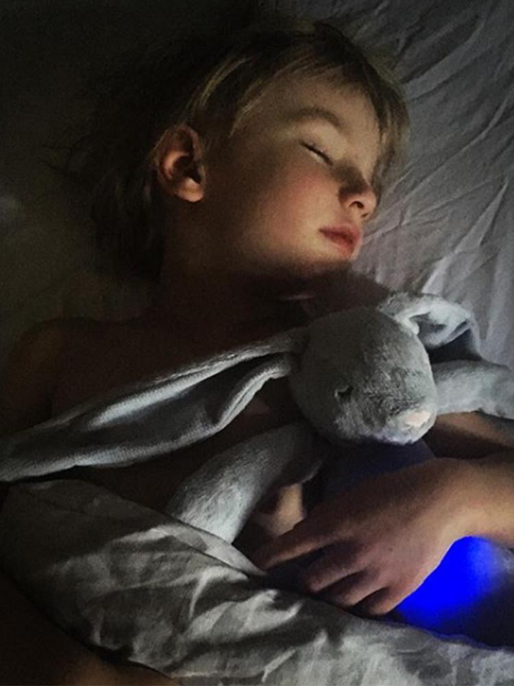 Moonie Humming Friend Baby Night Light & Sleep Aid - SKY - grey with blue ears - Stylemykid.com
