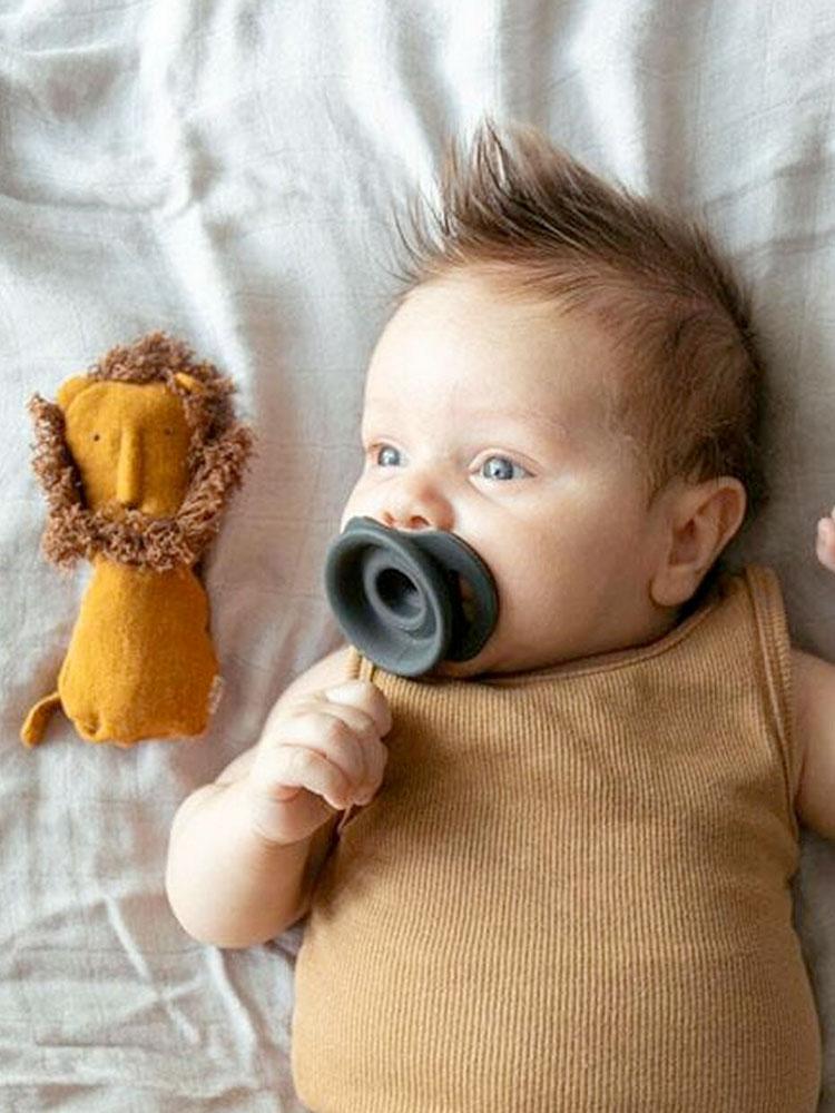 Doddle & Co - Pop & Go Dummies Built in Case - Cream of the Crop and Coal Mate - 2 Pack - Stylemykid.com