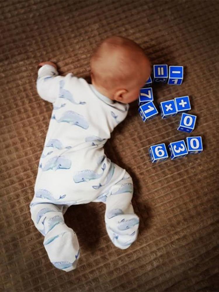 Artie - Baby Whale Patterned White Sleepsuit 12-18M - Stylemykid.com