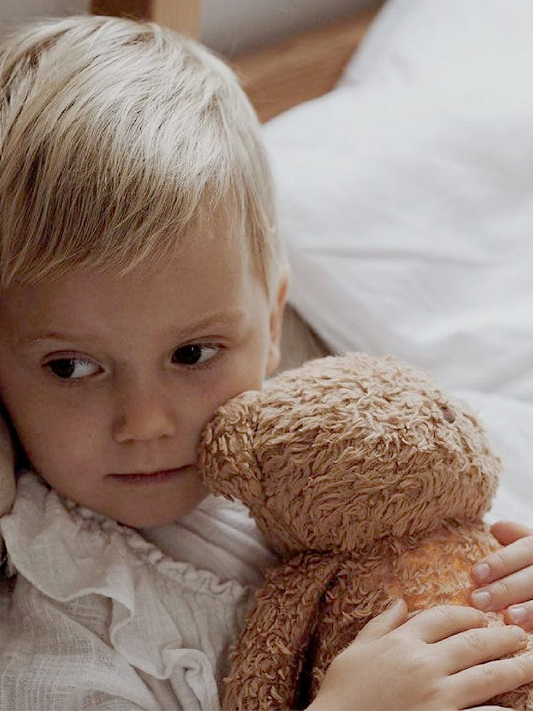 Moonie - Organic Humming Friend Bear Nightlight & Sleeping Aid - CAPPUCCINO - Stylemykid.com