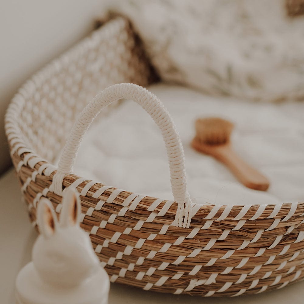 Grass Changing Basket With Mat - Stylemykid.com