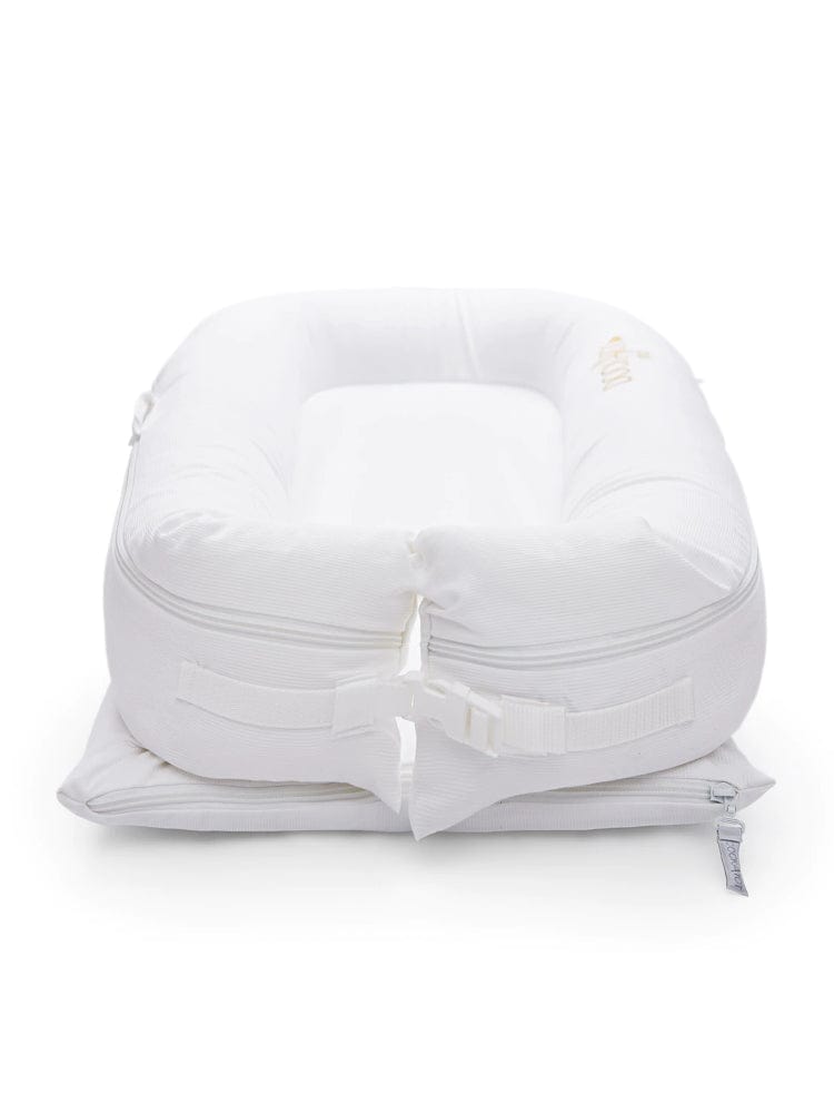 Dock-A-Tot - Deluxe+ Dock 0 - 8 months - Prestine White - Stylemykid.com