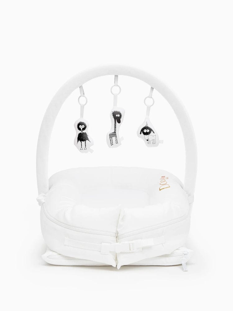 Dock-A-Tot - Deluxe+ Dock 0 - 8 months - Prestine White - Stylemykid.com
