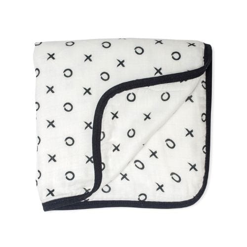 Lulujo - Quilt - Hugs & Kisses - Stylemykid.com