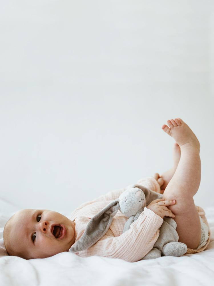 Moonie Sensory Cuddle Bunny - Cloud - Stylemykid.com